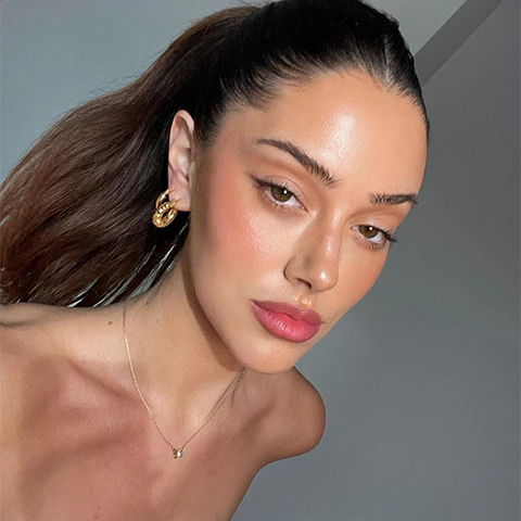 Minimal Beauty Tips for a Clean and Fresh Look